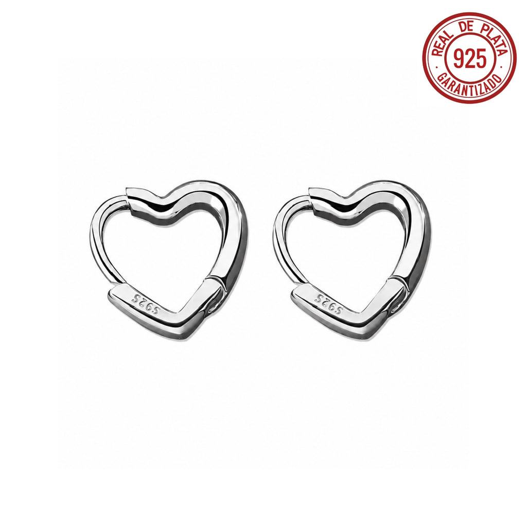 ARRACADAS PEQUEÑAS PLATEADAS CORAZÓN