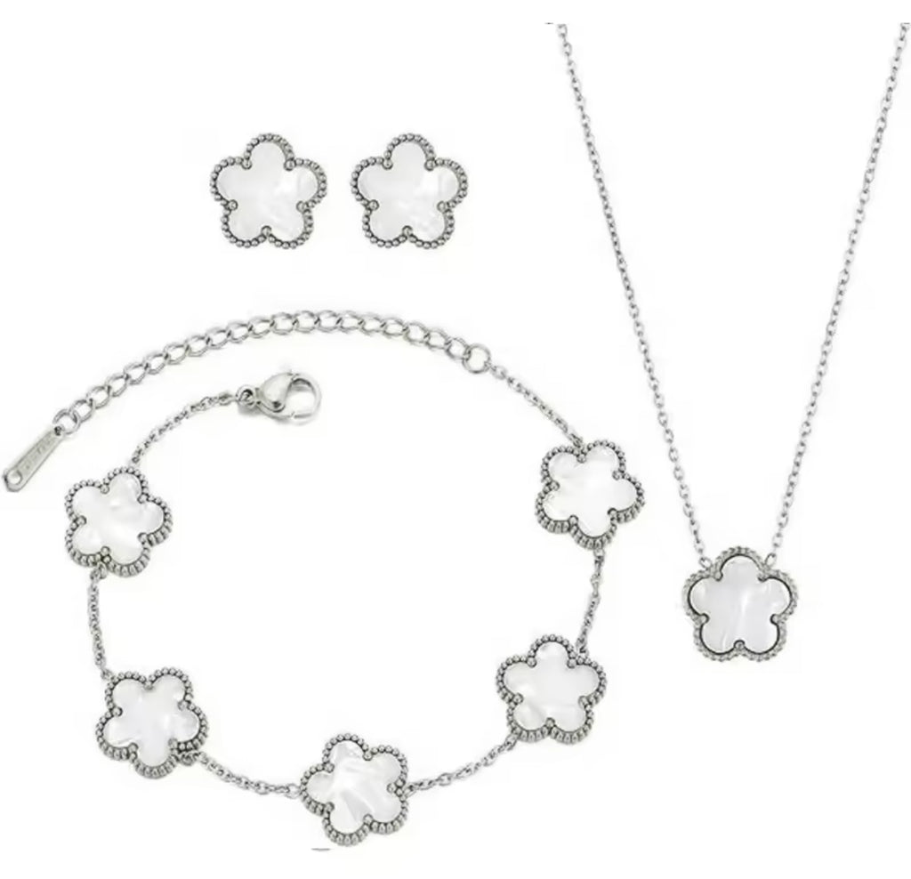 SET 3 PIEZAS PLATEADO TRÉBOL  BLANCO