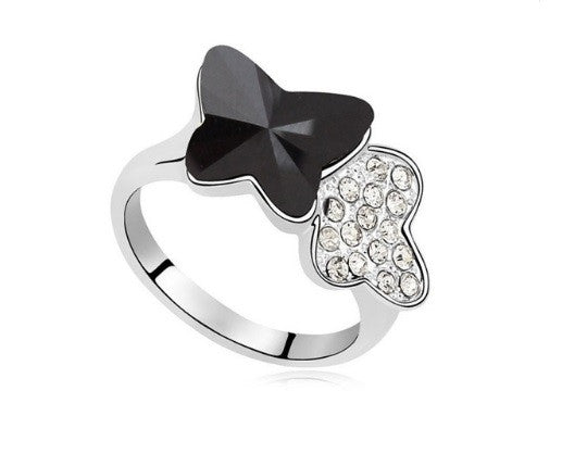Anillo Mariposas Cristal y Negro, tallas disponibles: 6.5, 7 y 7.5