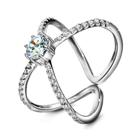 Anillo Cruzado Cristal Con Piedra, tallas disponibles: 6.5, 7 y 7.5
