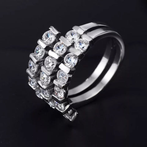 ANILLO PLATEADO 3 FILAS CRISTALES, TALLAS: 5.5